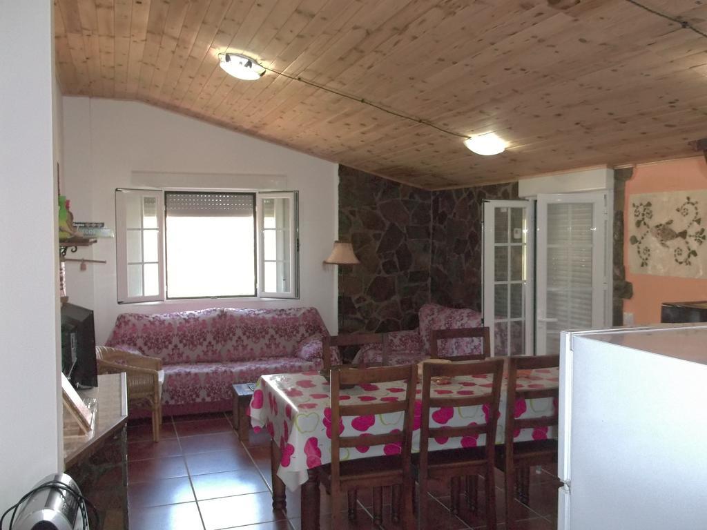 Apartamento El Dragon Serrano Sotoserrano الغرفة الصورة