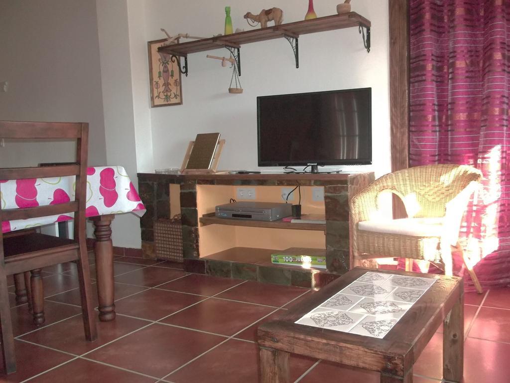 Apartamento El Dragon Serrano Sotoserrano المظهر الخارجي الصورة