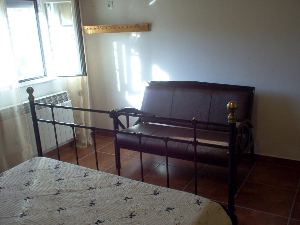 Apartamento El Dragon Serrano Sotoserrano المظهر الخارجي الصورة