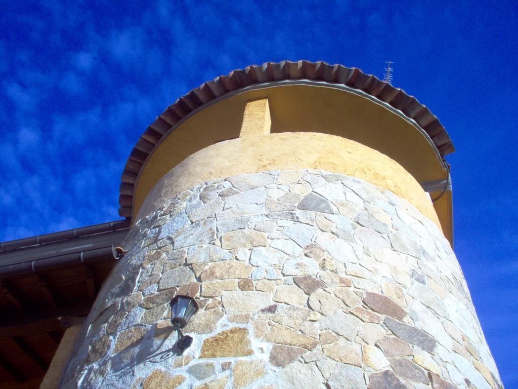 Apartamento El Dragon Serrano Sotoserrano المظهر الخارجي الصورة